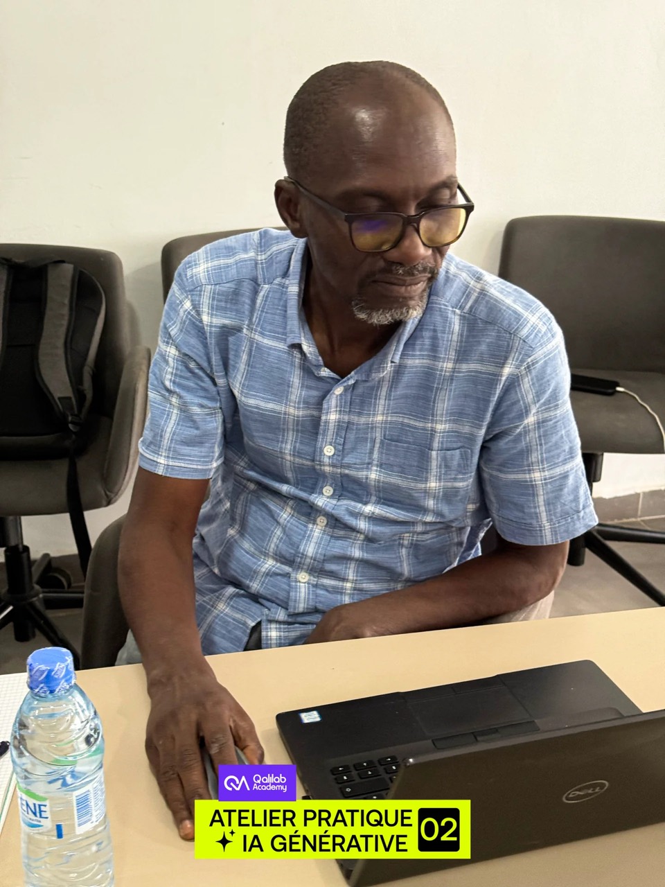 Participant en pratique sur cas concret — atelier IA #2